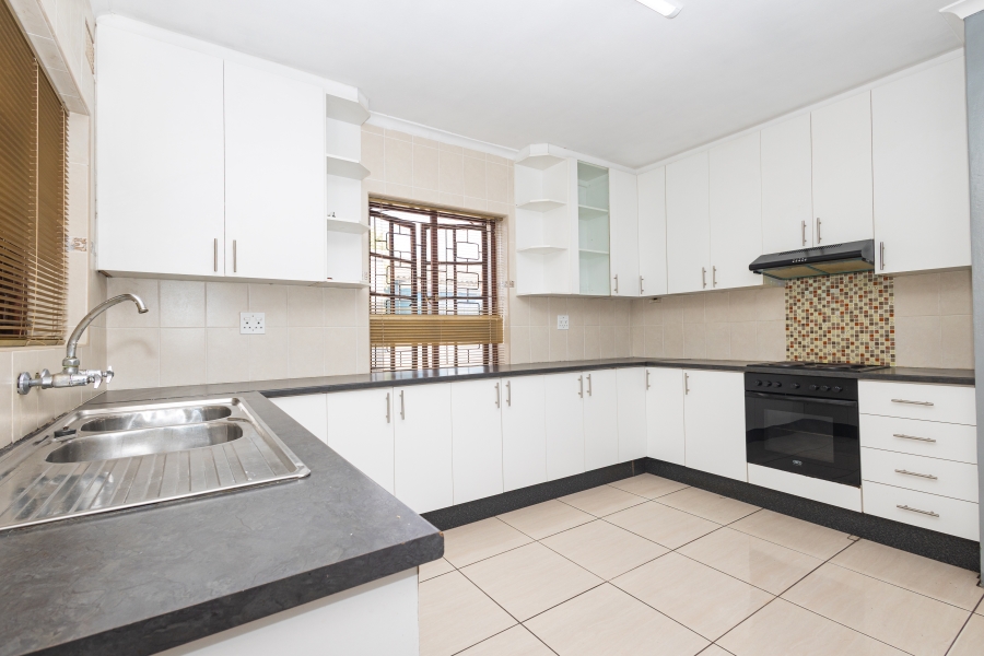 3 Bedroom Property for Sale in Belhar Western Cape